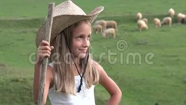 山地野羊牧童，乡村女孩户外4K
